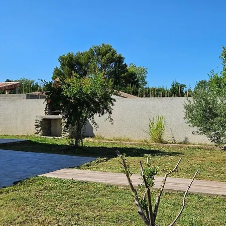 Villa Family's Pool, Parking, Garden *