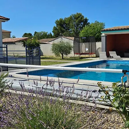 Villa Family's Pool, Parking, Garden *