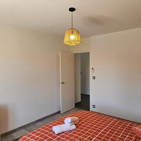Villa Family's Pool, Parking, Garden *
