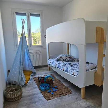 Family's Pool, Parking, Garden * Villemoustaussou
