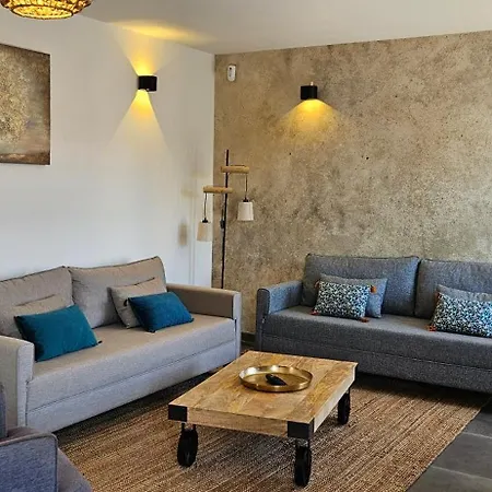 Family's Pool, Parking, Garden * Villemoustaussou